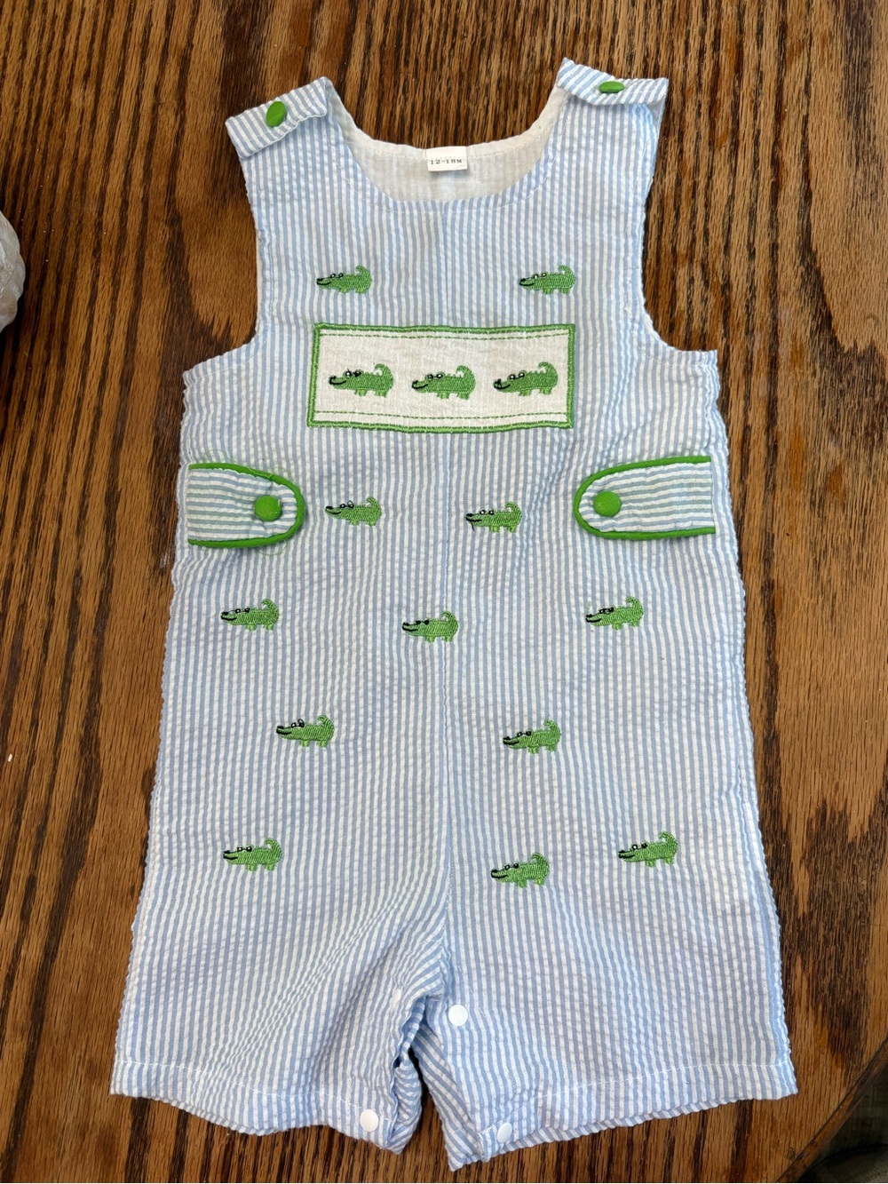 Baby boy size 12-18 months.